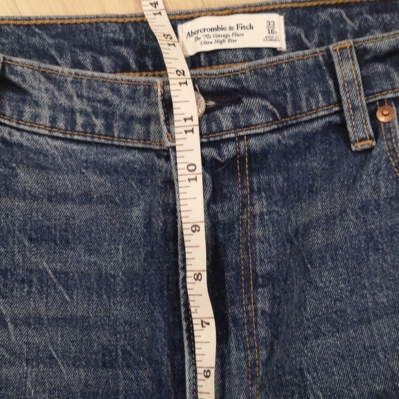 Abercrombie Flare Jeans NWOT - Picture 5 of 7